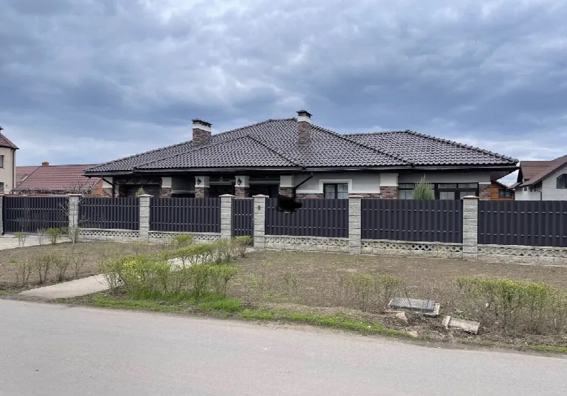3-кімнатний будинок, 215 м², Фонтанка
