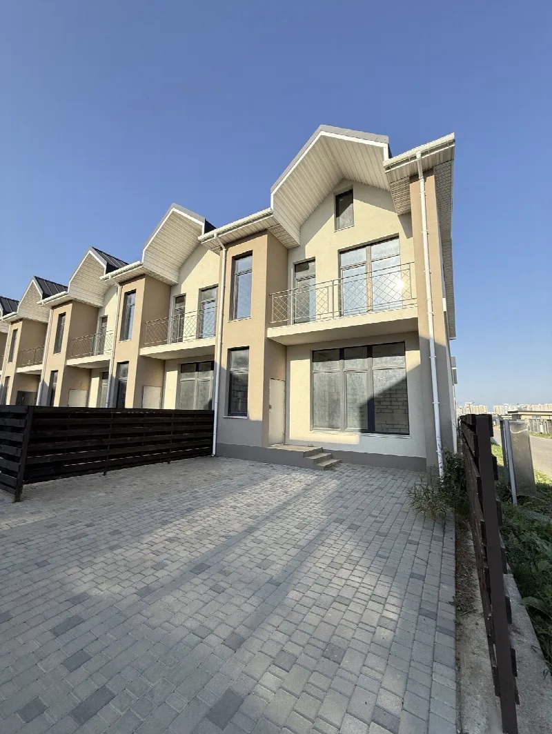 3-комнатный дом, 135 м², Дайберг, Червоный хутор