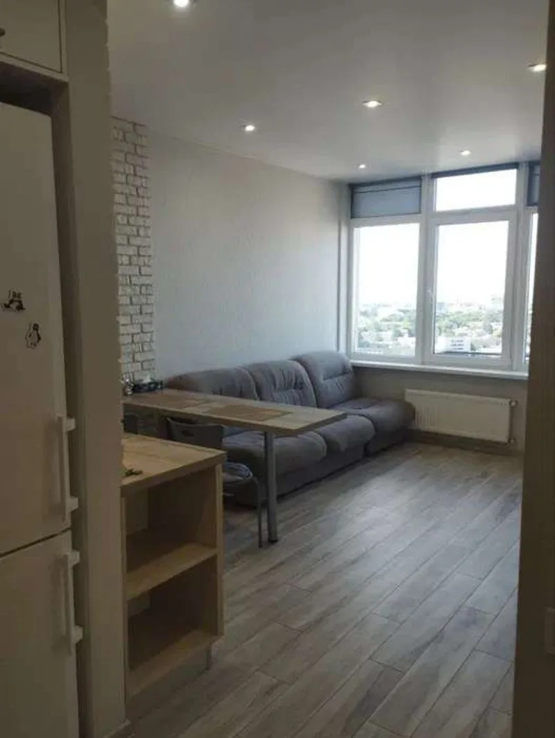 1-комнатная квартира, 42 м², 34 Жемчужина, Центр