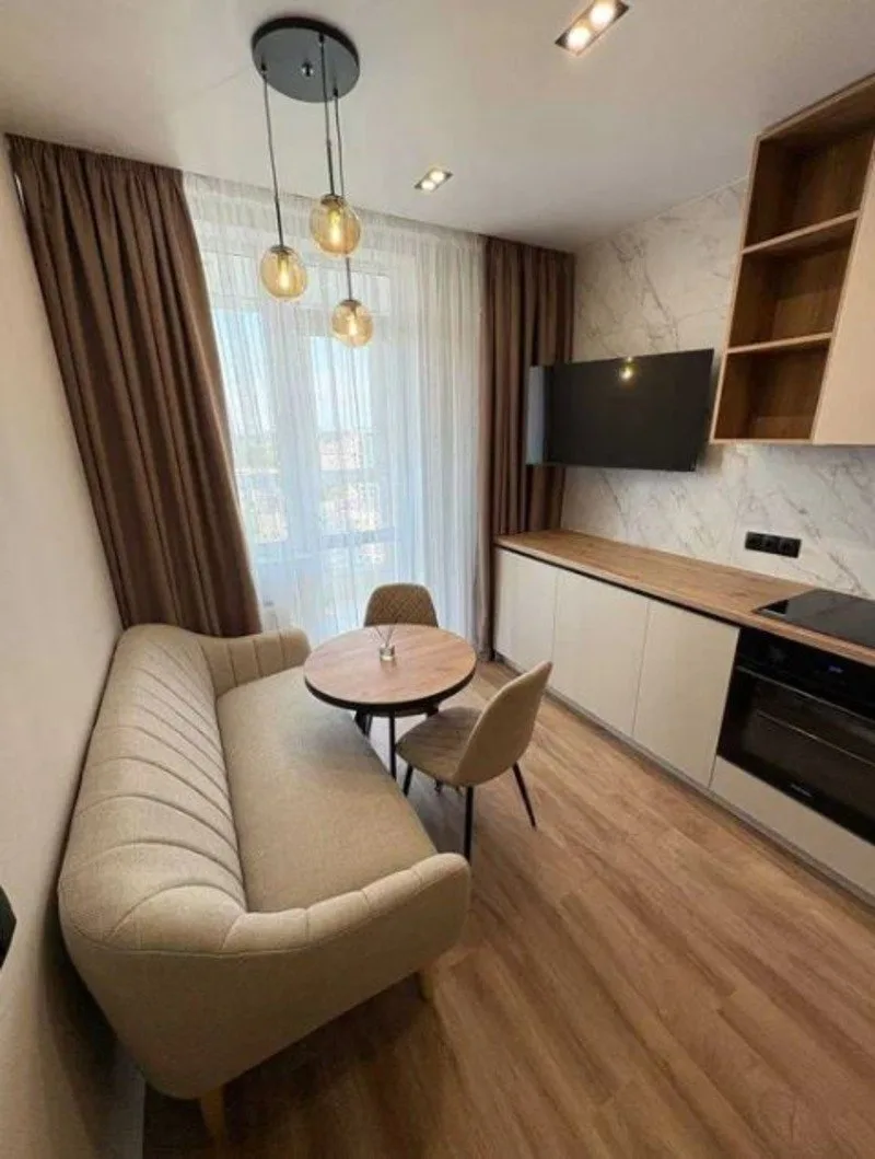 1-кімнатна квартира, 39 м², Акварель 3, Молдаванка