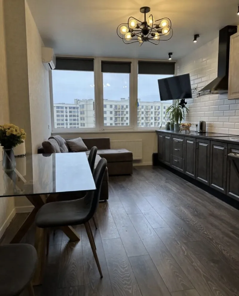 2-комнатная квартира, 73 м², Маршал Сити, Лиманка