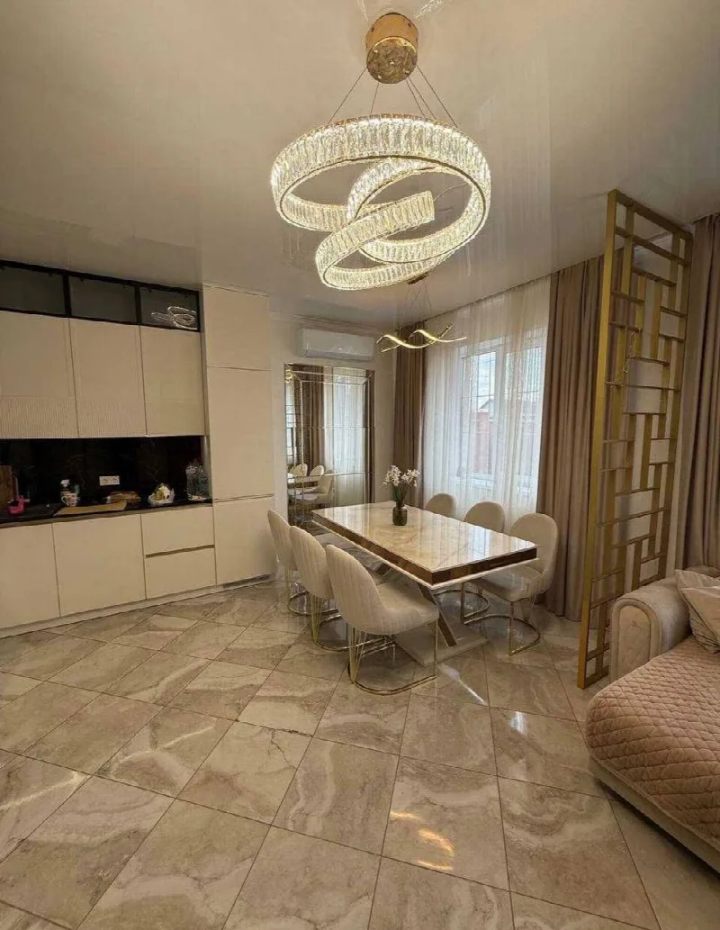 4-кімнатні, 114 м²
