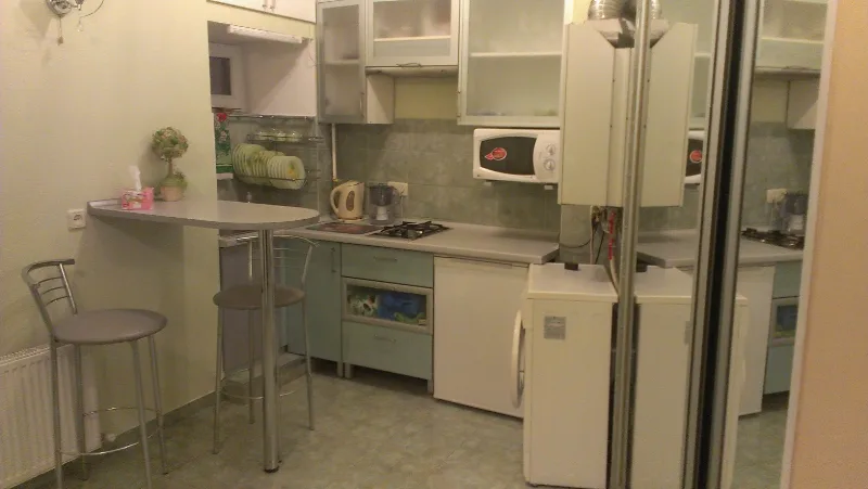 3-комнатная квартира, 91 м², Центр