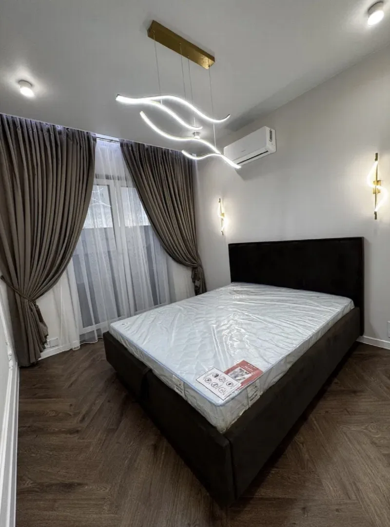 1-кімнатна квартира, 30 м², Золоті Стовпи, Слобідка
