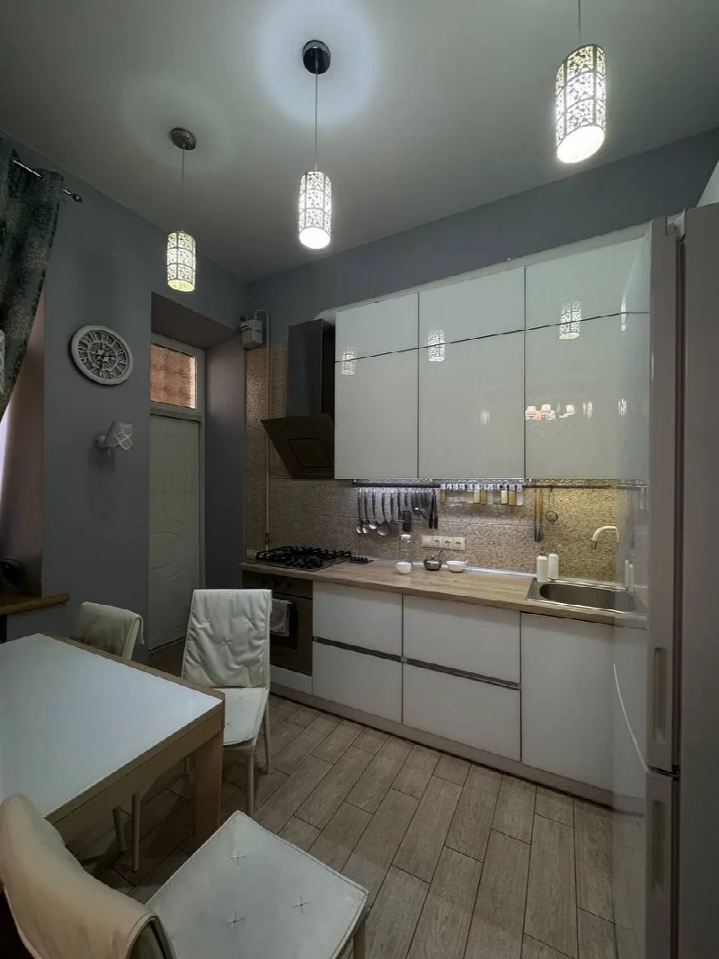 1-кімнатна квартира, 30 м², Центр