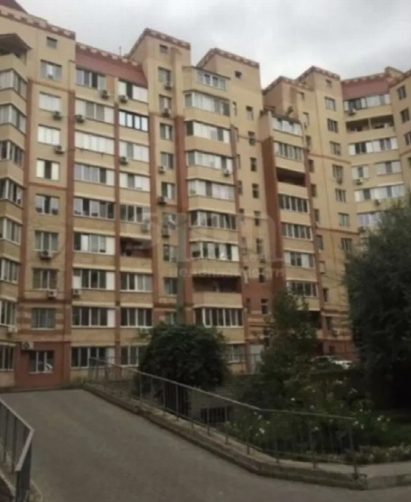 Commercial, 141 m², Kotovskoho