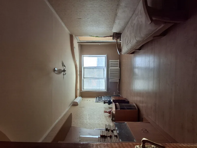 3-кімнатна квартира, 64 м², Таїрова
