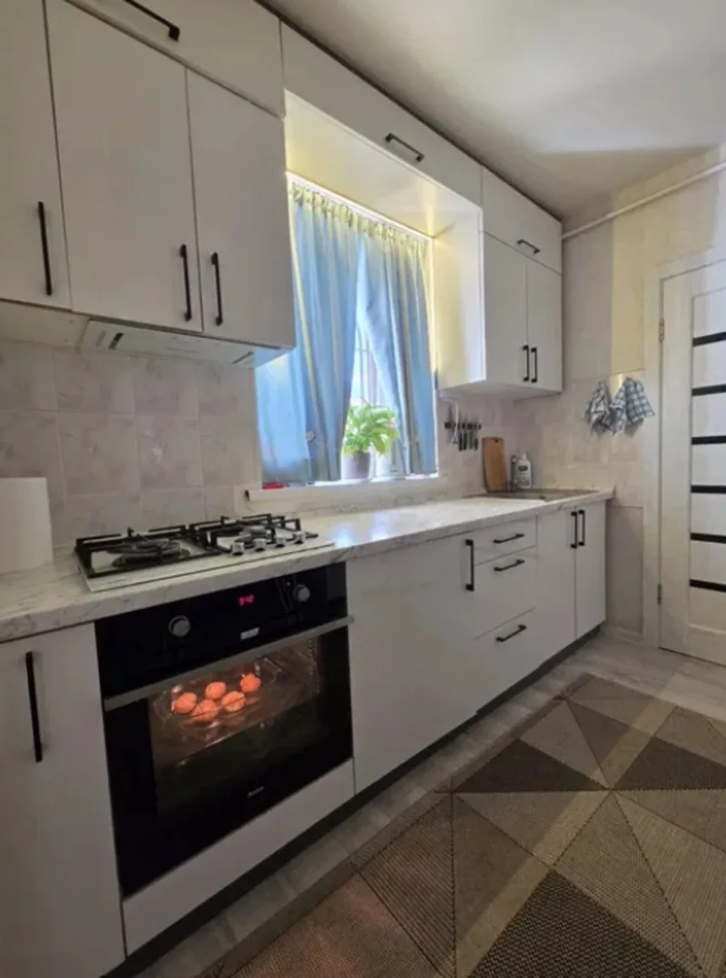 3-кімнатний будинок, 70 м², Таїрова