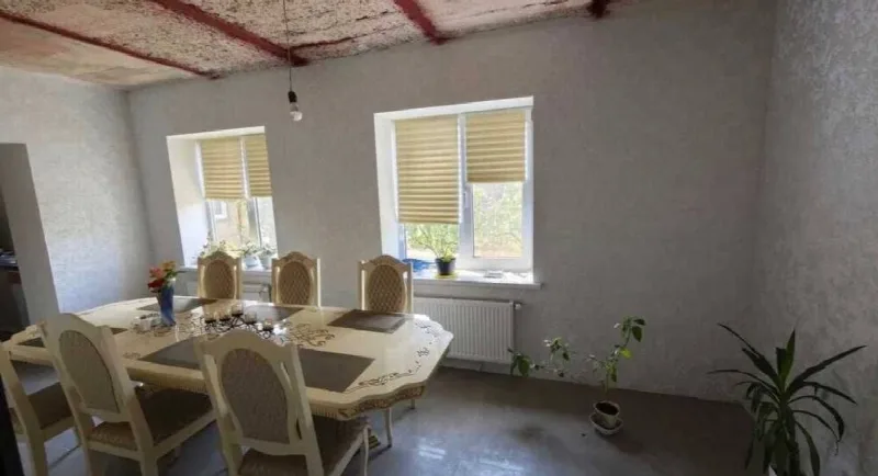 5-кімнатний будинок, 190 м², Світле
