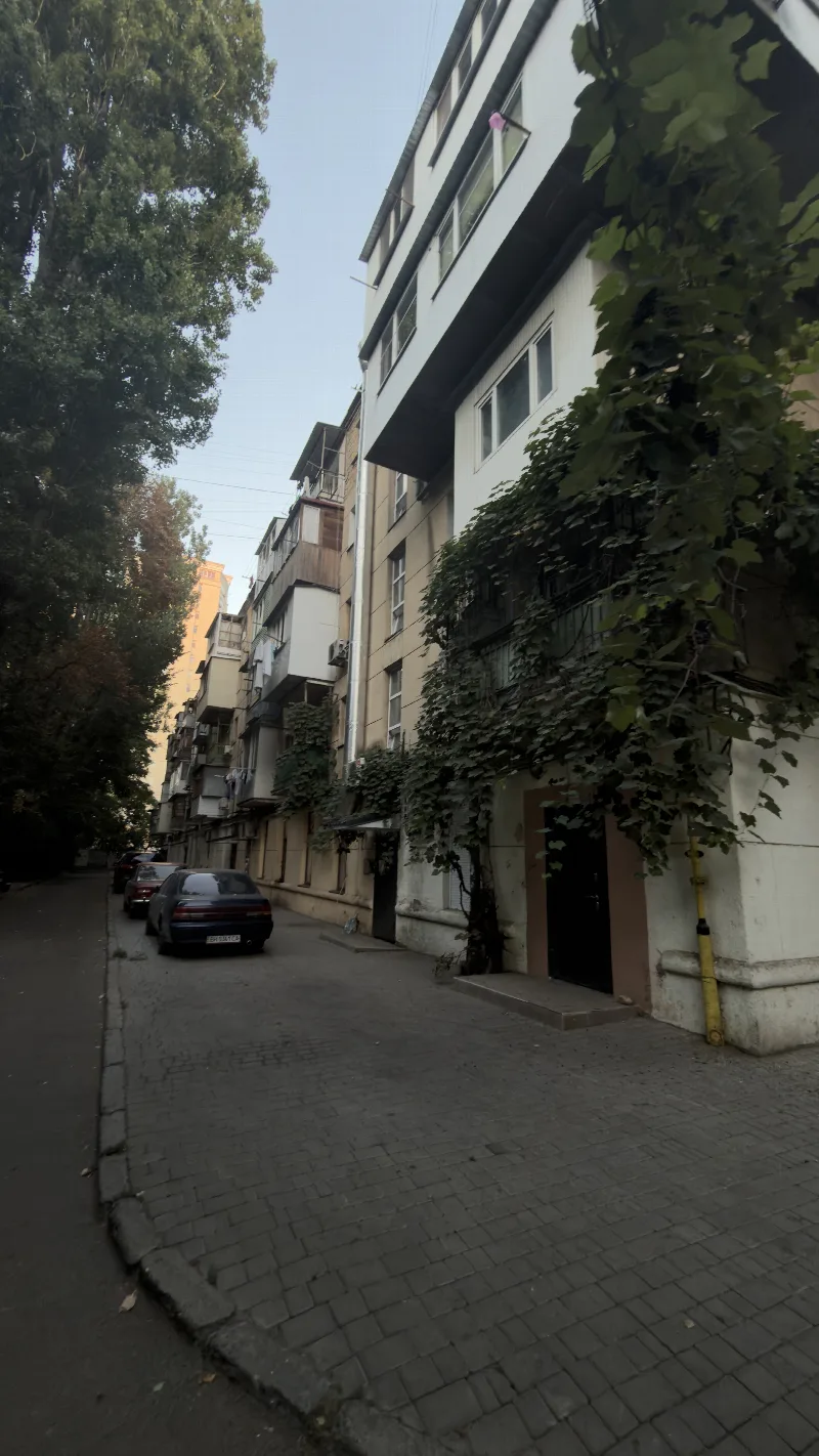 2-кімнатна квартира, 43 м², Фонтан