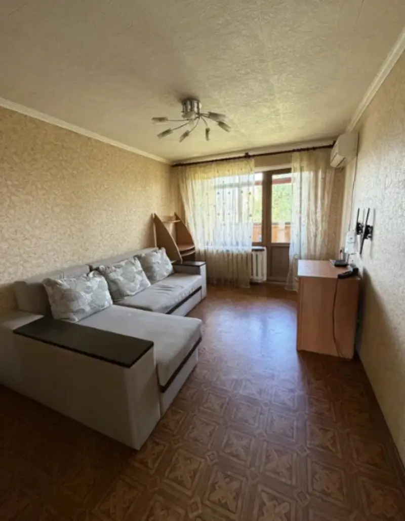 Продаж 3-кімнатної квартири, 64 м², Академіка Корольова