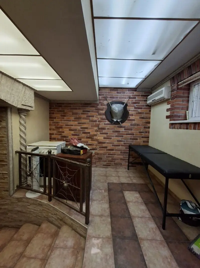 Комерційна нерухомість, 91 м², Генерала Петрова