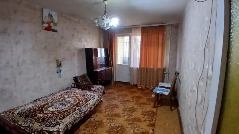 3-кімнатна квартира, 56 м², Генерала Петрова