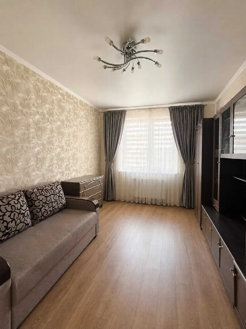 1-кімнатна квартира, 45 м², Райдужний, Таїрова