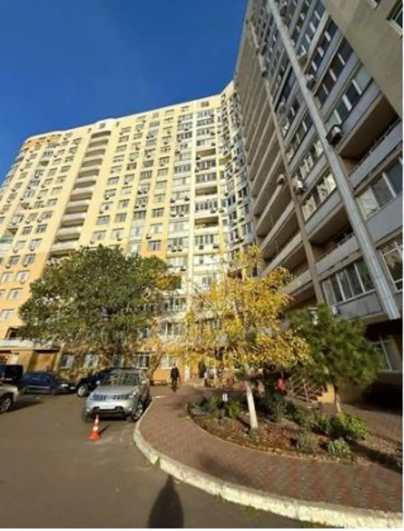 3-кімн. квартира 105 м², 3/17 пов., Малиновський (Бреуса 63/1), вул. Бреуса