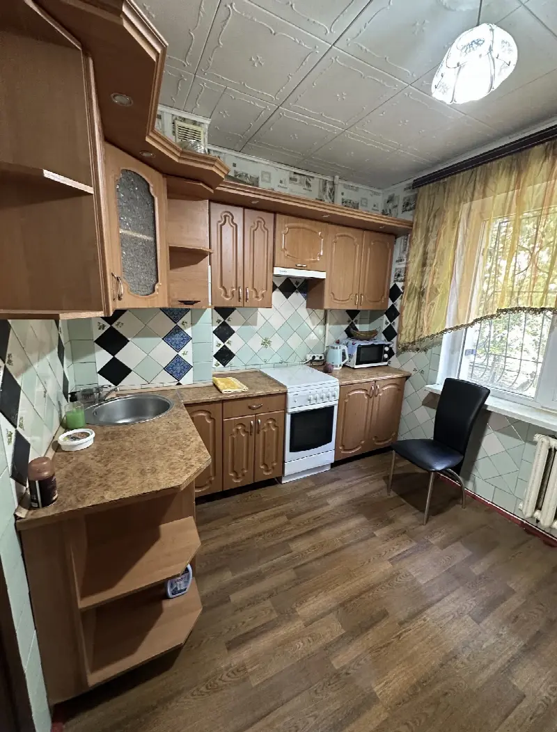 1-кімн. квартира 35 м², 2/9 пов., просп. Добровольського