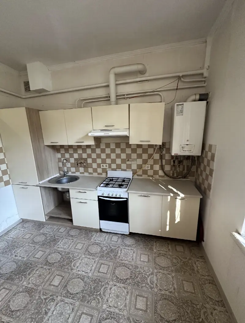 1-комн. квартира 37 м², этаж 1/5, дор. Фонтанская