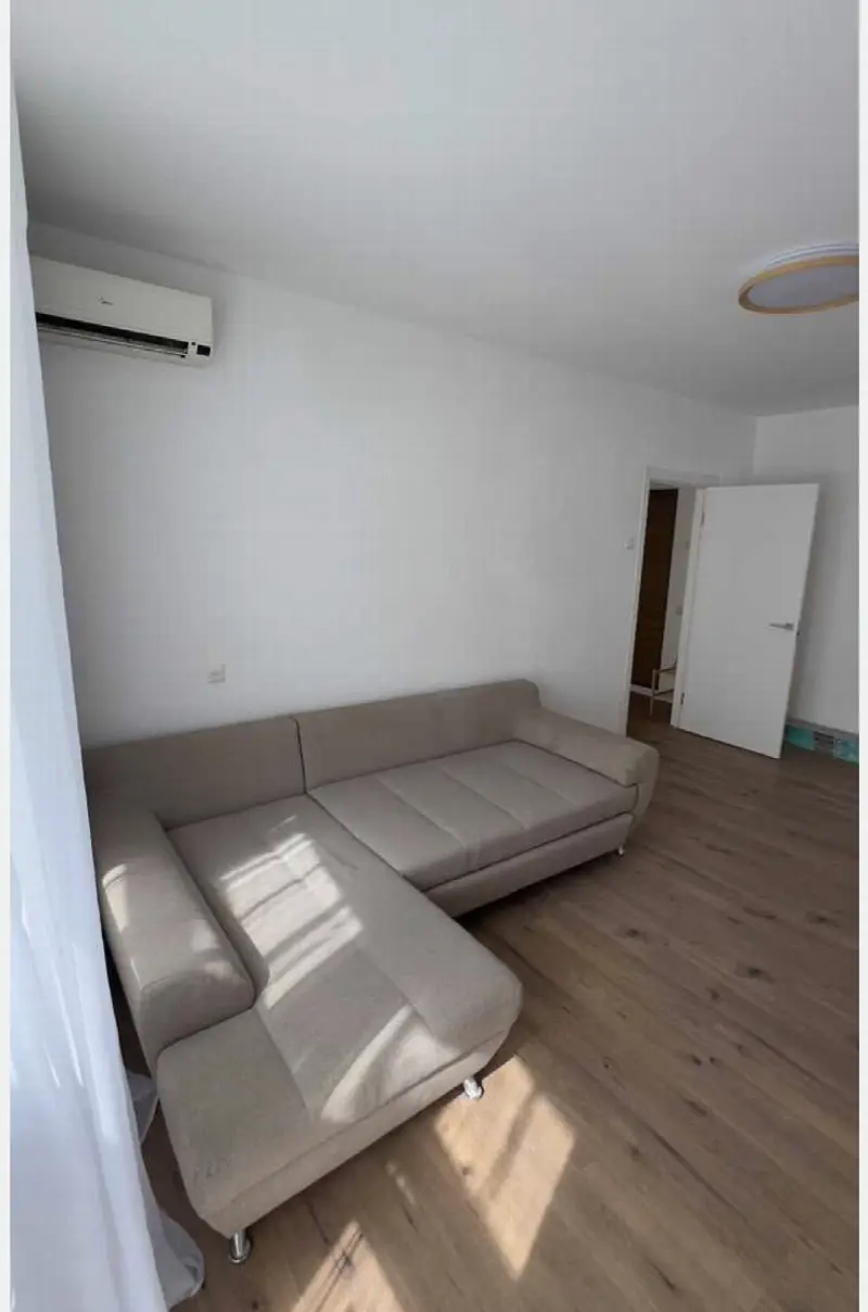 1-кімн. квартира 35 м², 4/10 пов., вул. Володимира Висоцького