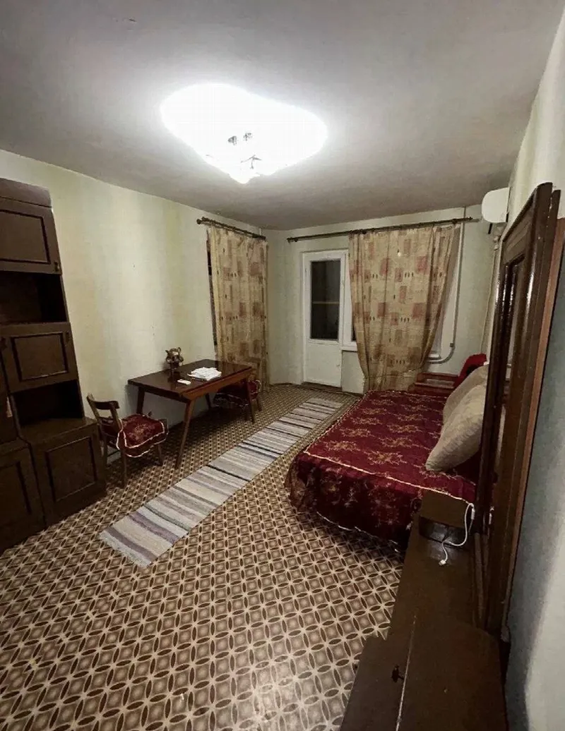 1-кімн. квартира 35 м², 6/9 пов., вул. Генерала Петрова