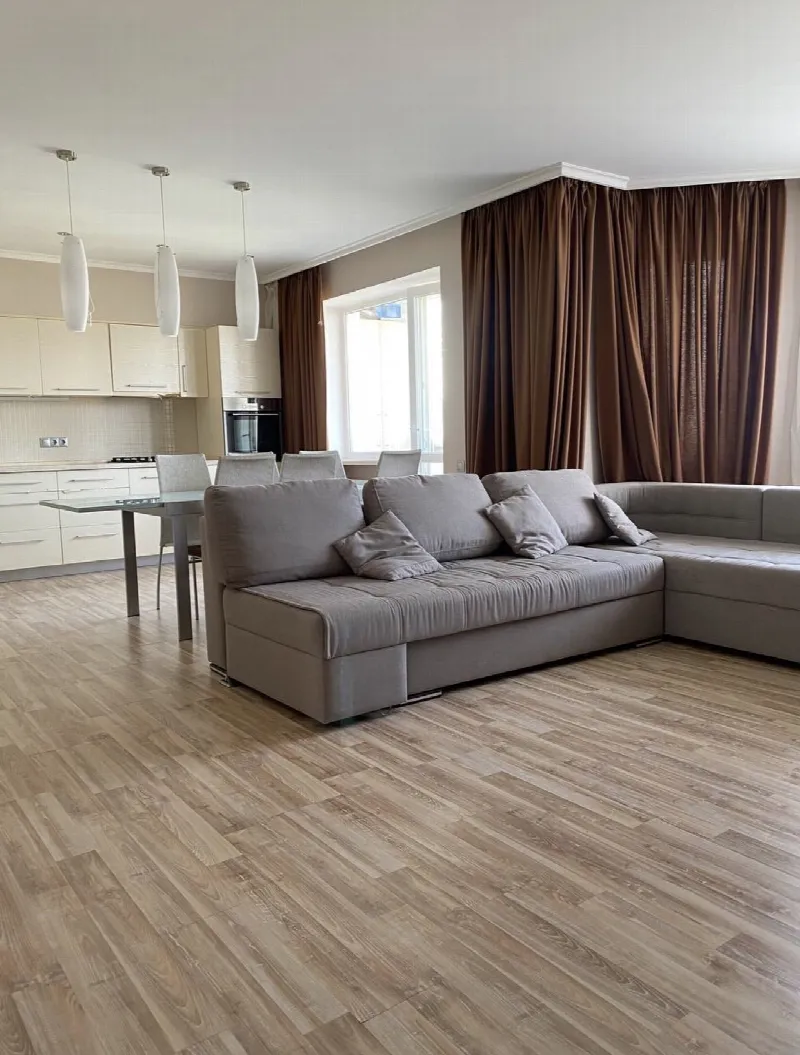 3-кімн. квартира 115 м², 8/11 пов., просп. Шевченка