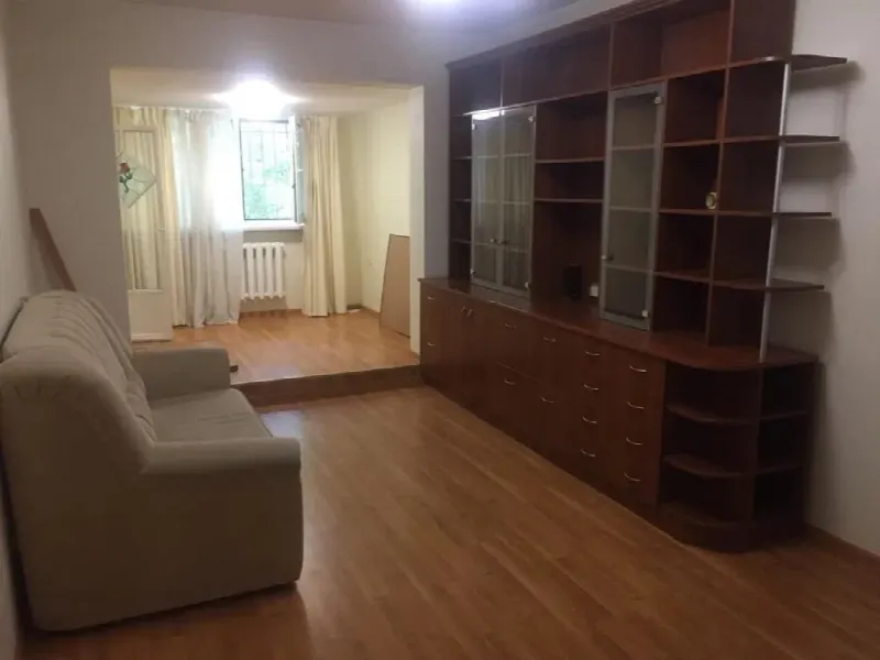 3-кімн. квартира 72 м², 1/5 пов., вул. Академіка Філатова