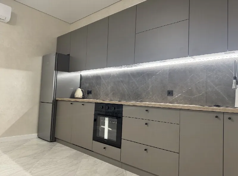 2-кімн. квартира 72 м², 12/14 пов., Париж, вул. Удільний пров.