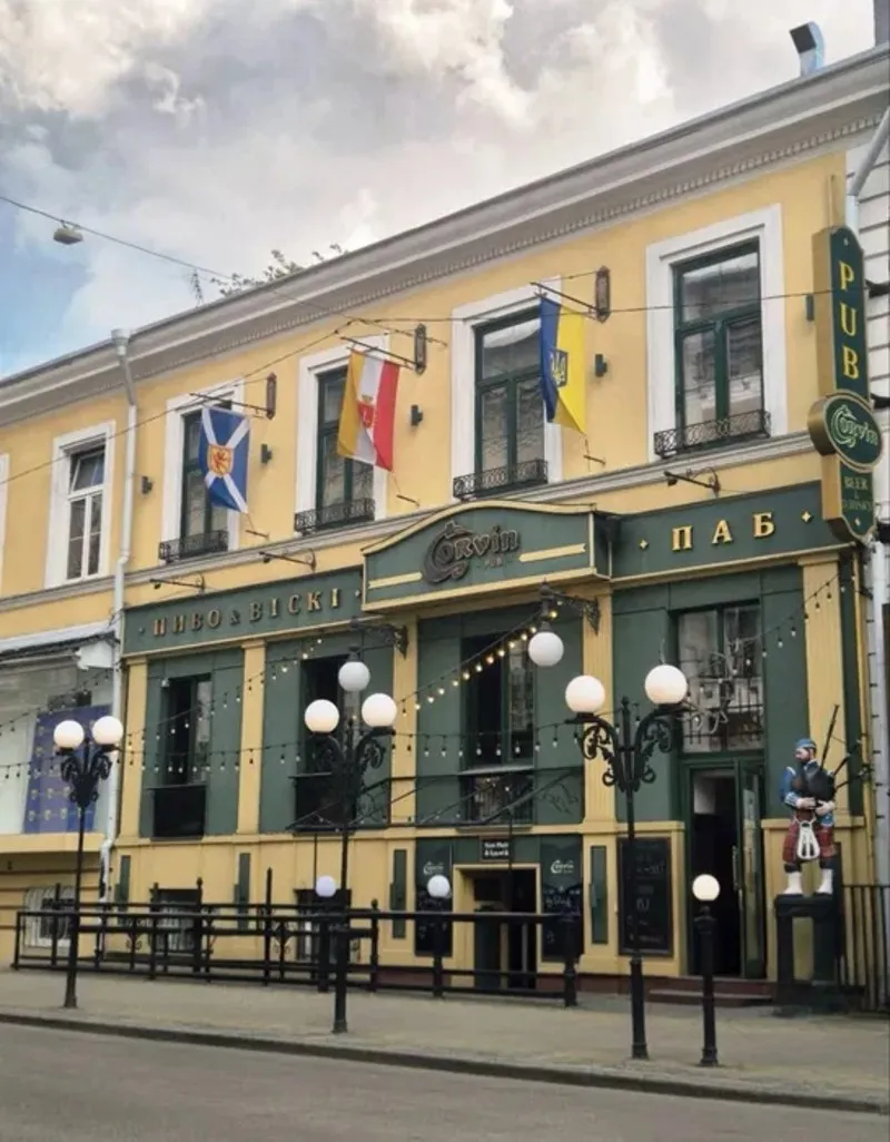 3-комн. квартира 76 м², этаж 2/2, ул. Екатерининская