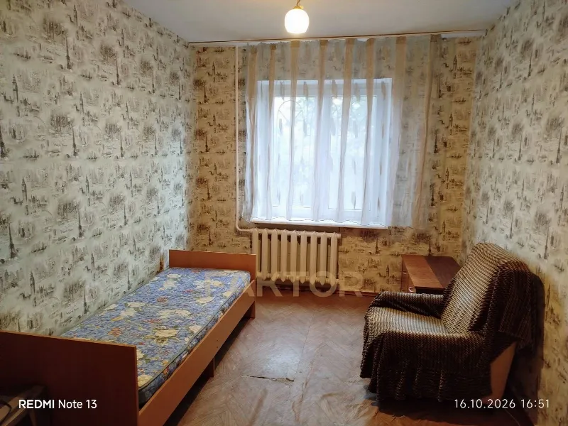 2-кімн. квартира 52 м², 2/12 пов., вул. Семена Палія