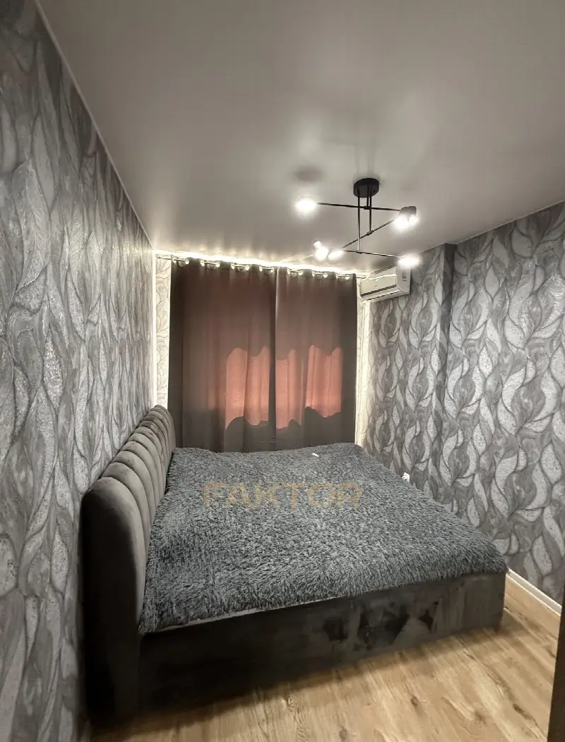 2-кімн. квартира 50 м², 4/5 пов., Сьоме небо, вул. Європейська
