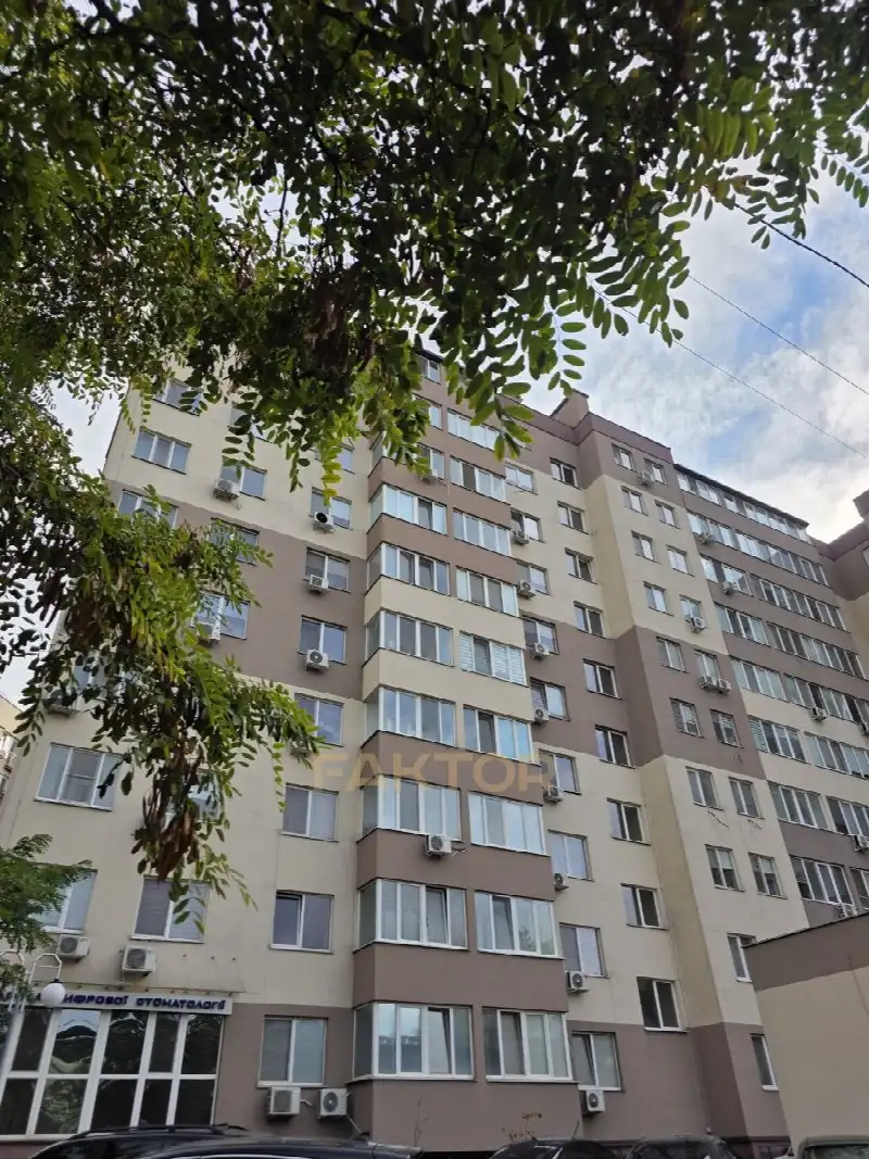 Приміщення вільного призначення 389 м², 1/10 пов., Дім на Щорса, вул. Святослава Ріхтера, Черемушки
