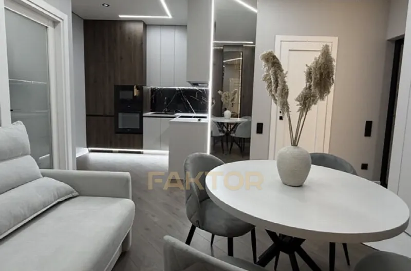 2-кімн. квартира 44 м², 24/26 пов., Еллада, вул. Генуезька