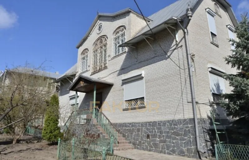 Будинок 535 м², ділянка 10 сот., вул. Калинова, Царське Село