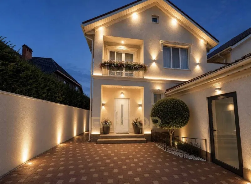 Будинок 140 м², ділянка 3 сот., вул. Лісова, Совіньйон
