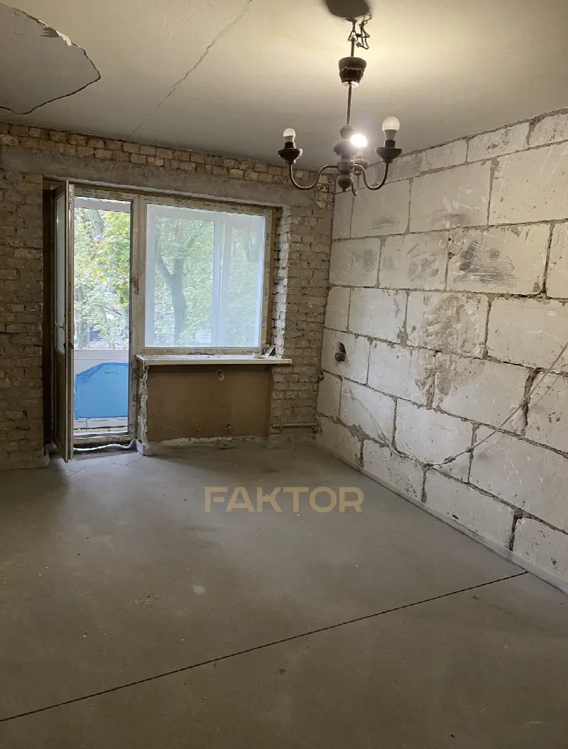 2-room apartment 45 m², floor 3/5, Serednofontanska St